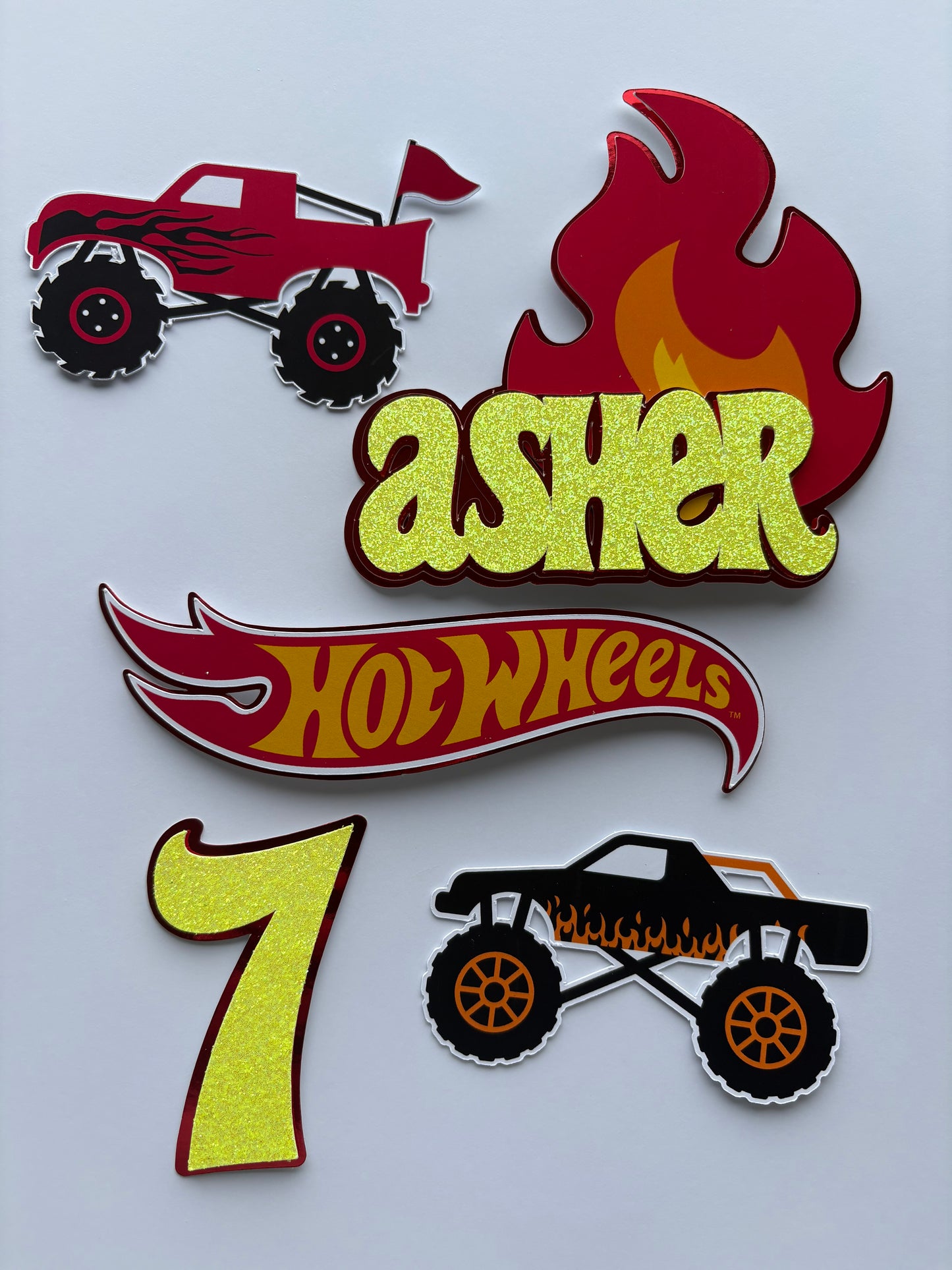 Hot wheels cake topper with personalised name & age